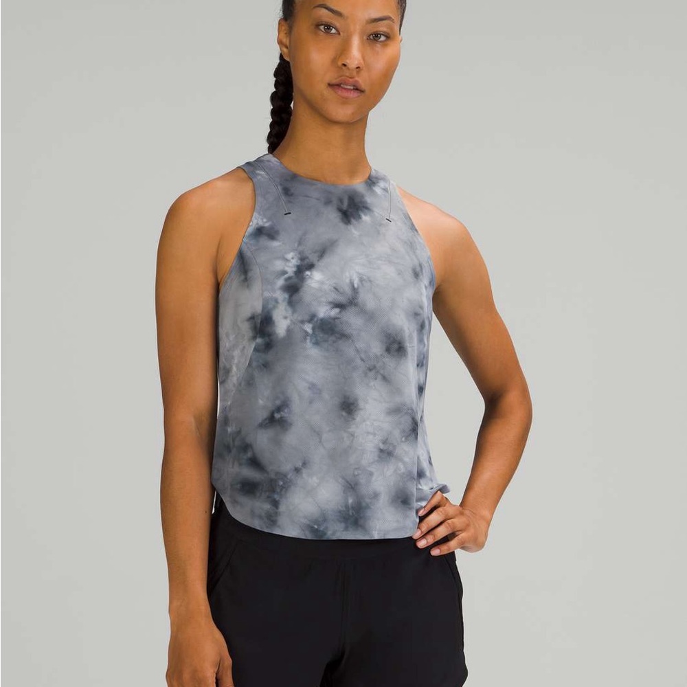 Lululemon Lightweight Run Kit Tank Top